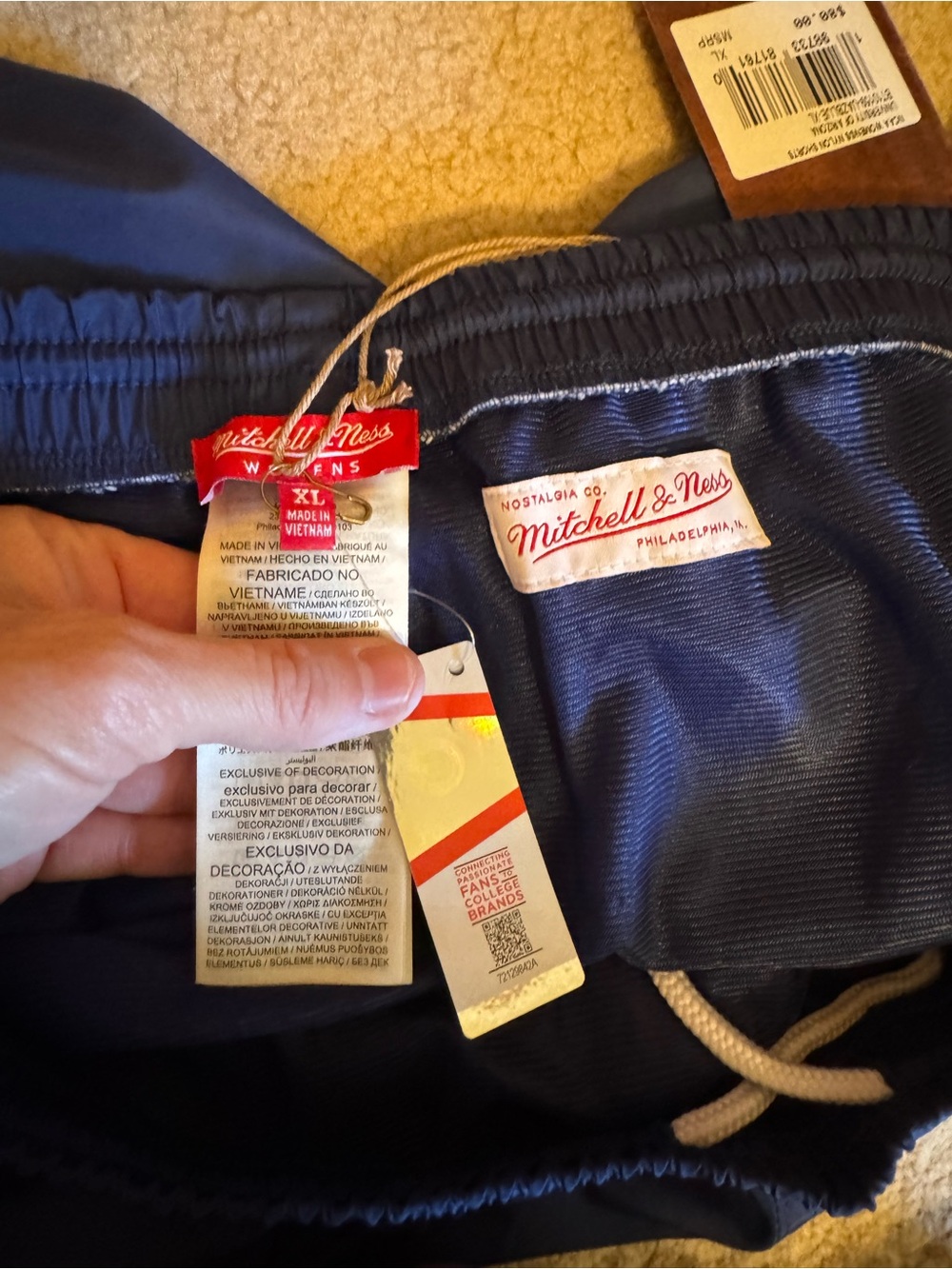 Mitchell & Ness Arizona Wildcats - Picture 3 of 4